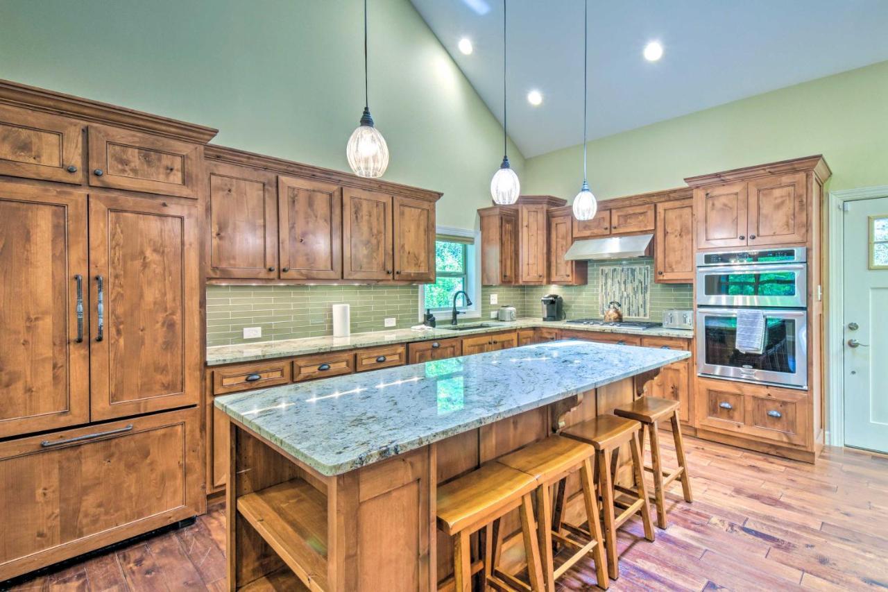Cozy Riverside Dahlonega Home With Kayaks And Fire Pit מראה חיצוני תמונה