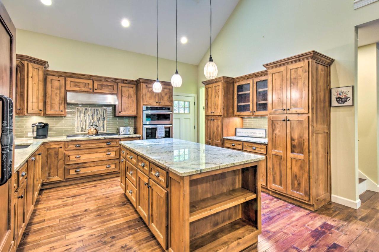 Cozy Riverside Dahlonega Home With Kayaks And Fire Pit מראה חיצוני תמונה